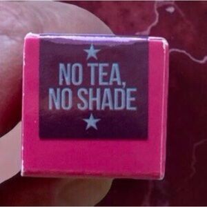 Jeffree Star “No Tea, No Shade” – Velour Liquid Lipstick, Rare Shade, New in Box